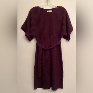 LONDON TIMES burgundy ribbed knit dress with short sleeves and a self-tie belt M